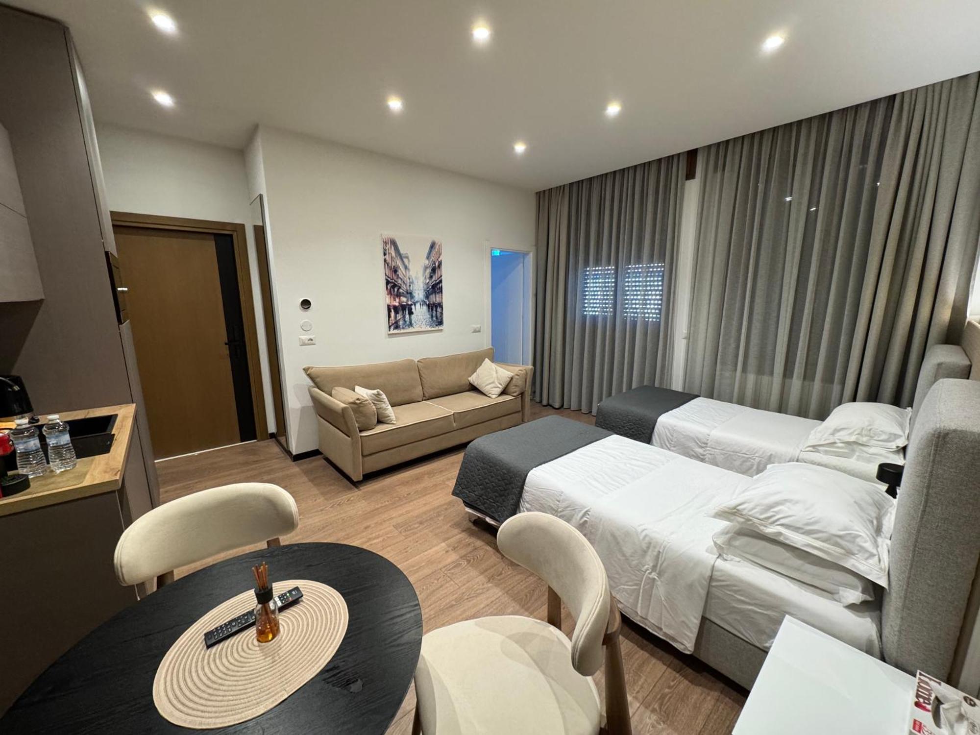 Giussano Brianza Home מראה חיצוני תמונה